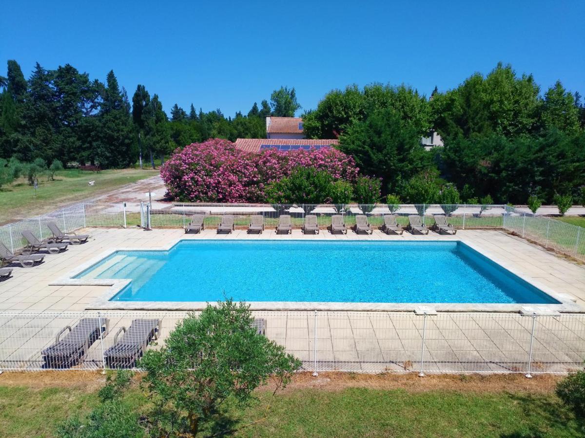 Les Gites Du Mas Canillac Châteaurenard Buitenkant foto