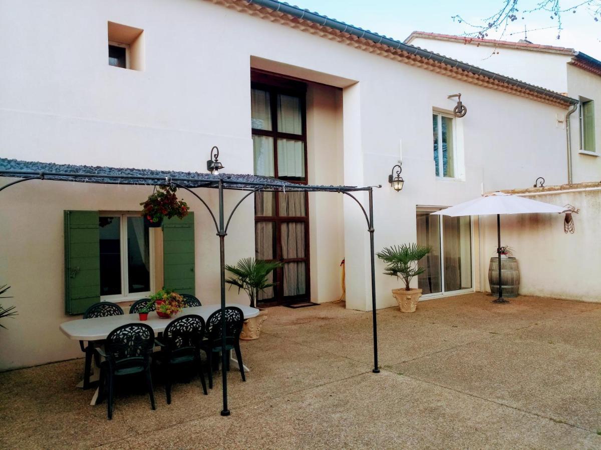 Les Gites Du Mas Canillac Châteaurenard Buitenkant foto