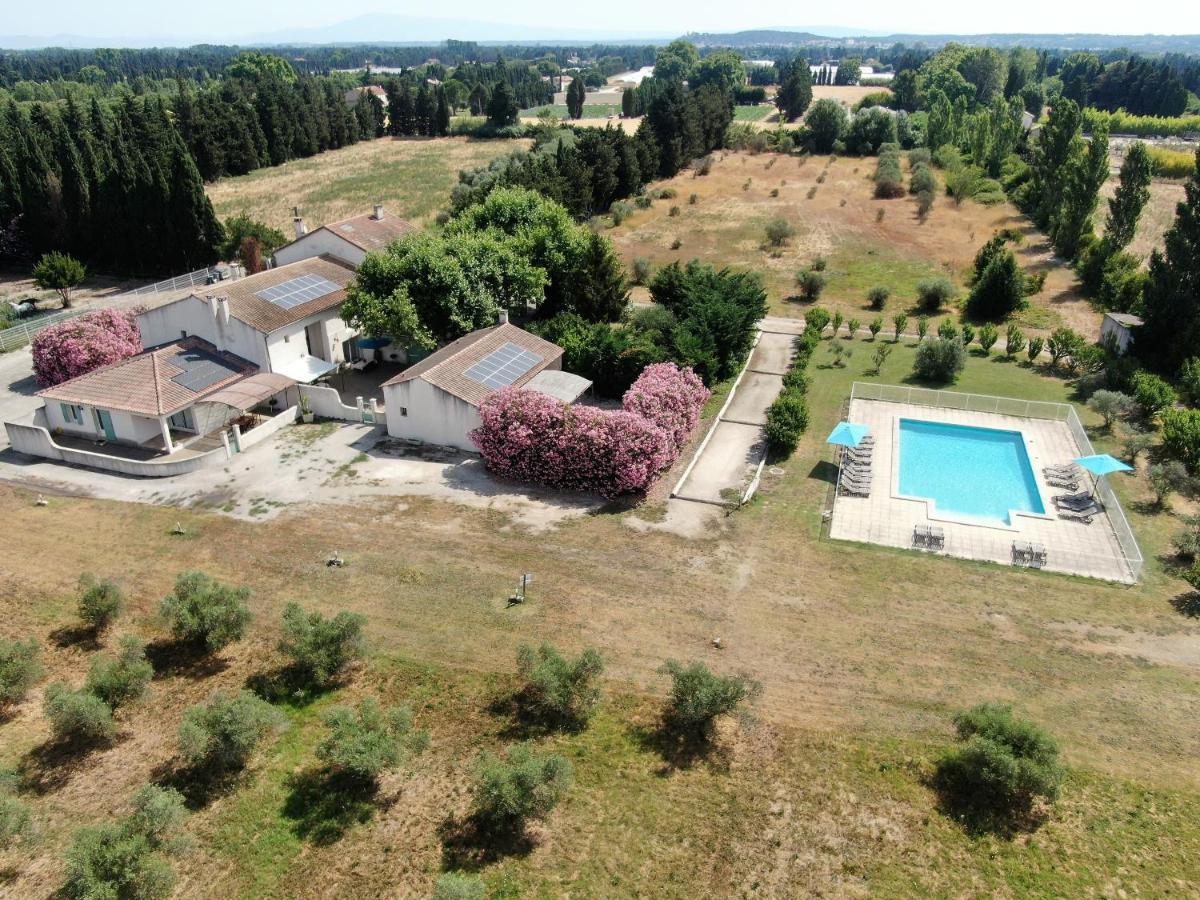 Les Gites Du Mas Canillac Châteaurenard Buitenkant foto