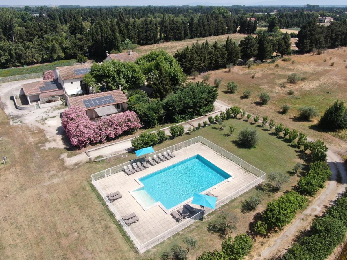 Les Gites Du Mas Canillac Châteaurenard Buitenkant foto
